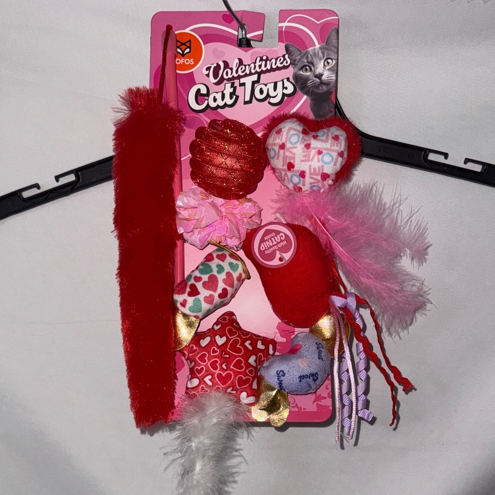 FOFOS Valentine's Day Cat Toy Set